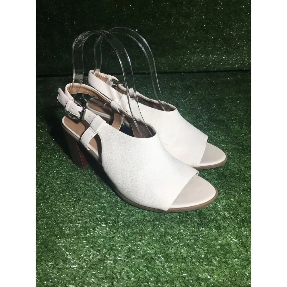 Womens Franco Sarto heels size 6 Honor white peep toe cute trendy social